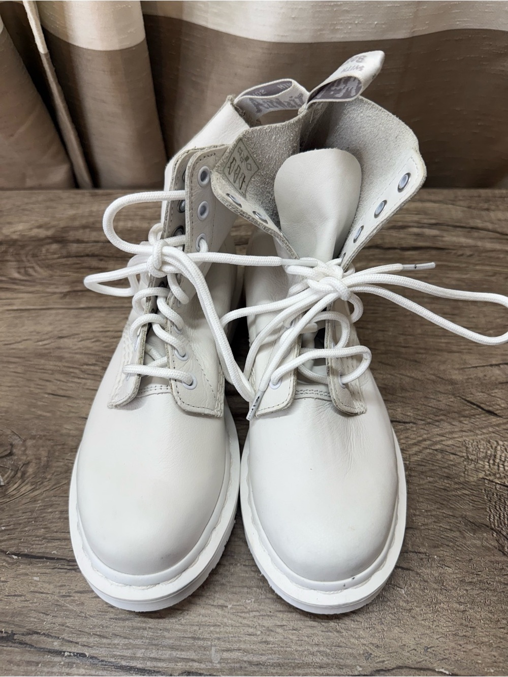 Dr martens 1460 PASCAL WOMEN'S MONO LACE UP BOOTS size 6